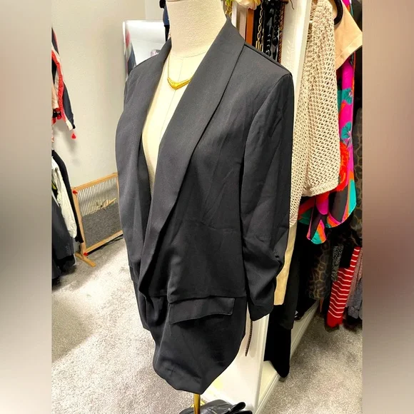 Maurices Black Blazer NWT Size Large - Picture 2 of 7